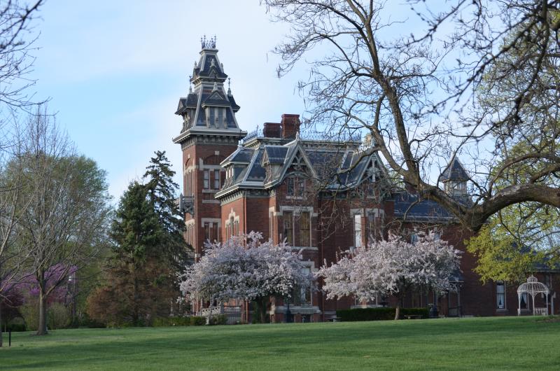 Image of the Vaile Mansion in spring